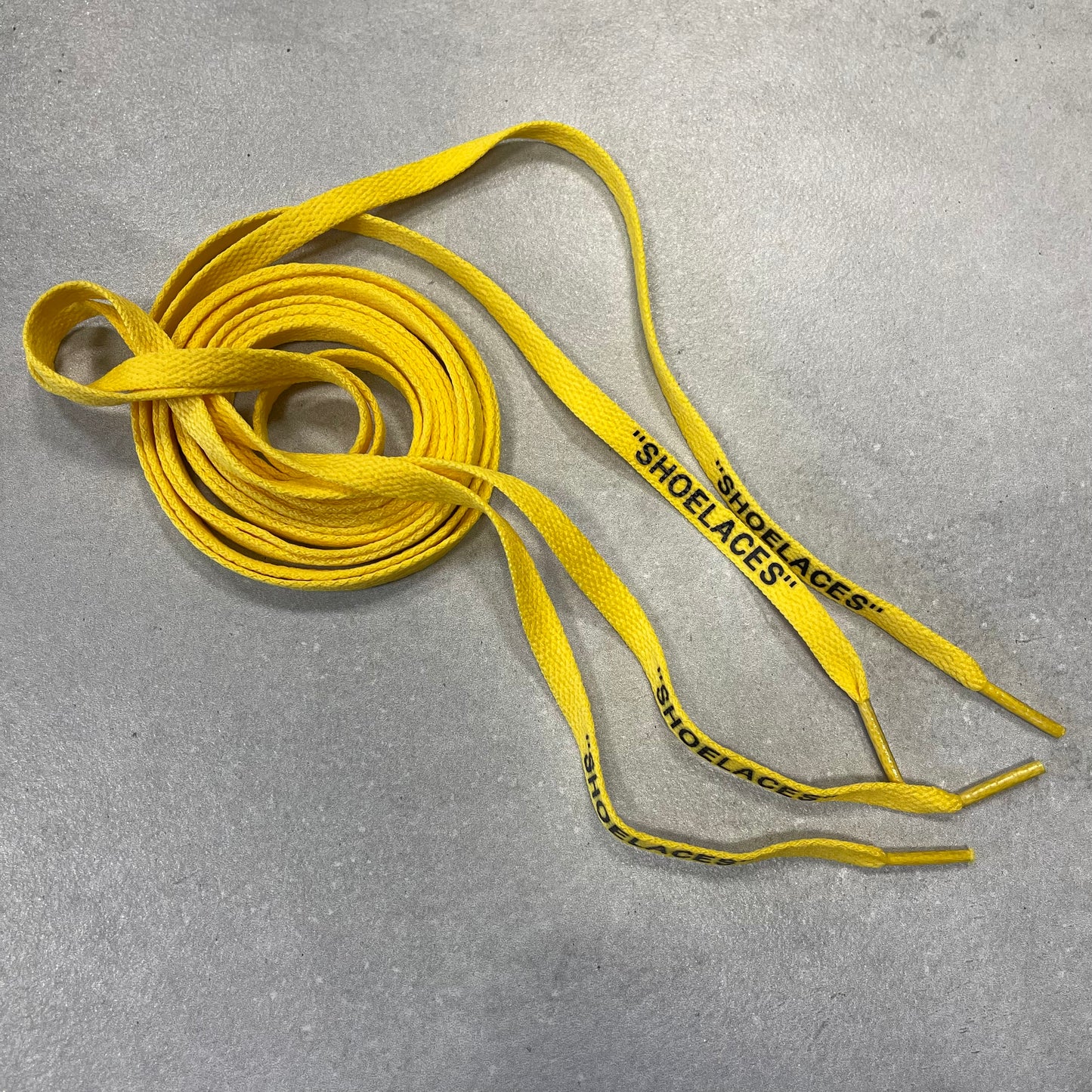 OFF WHITE "shoelaces" yellow