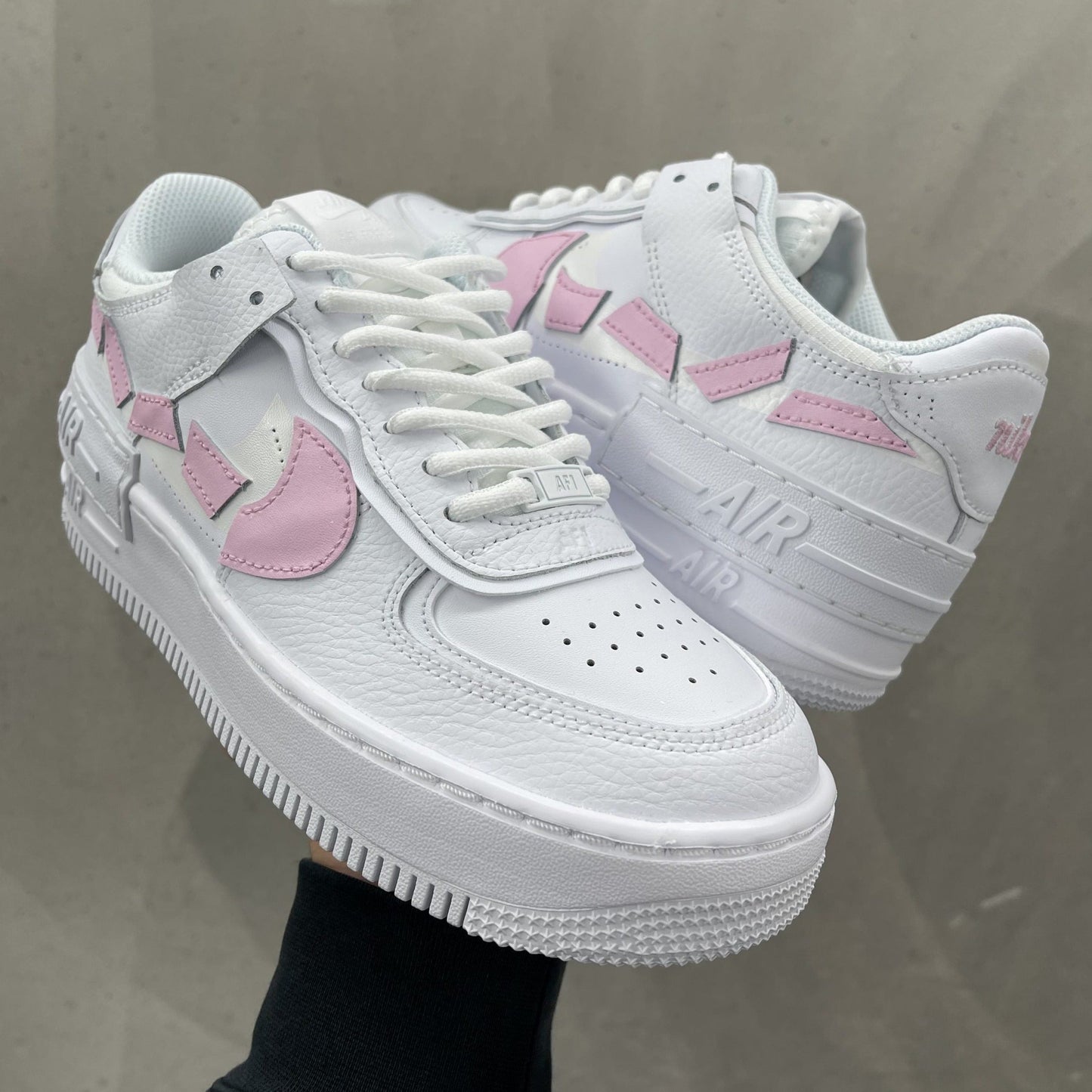 Custom AIR FORCE 1 shadow - Destroyed swooshes (pink)