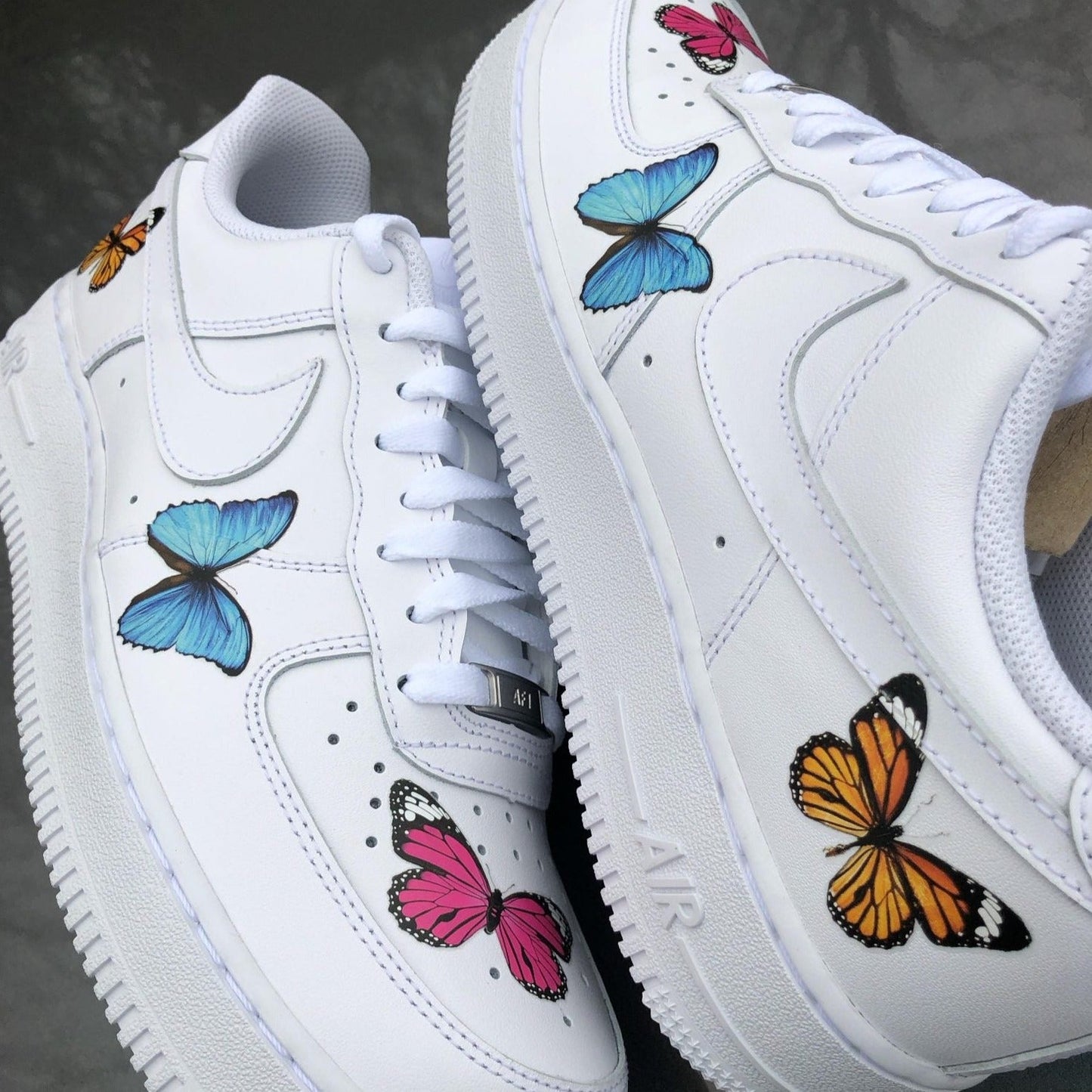 Custom AIR FORCE 1 - Butterfly (triple color)