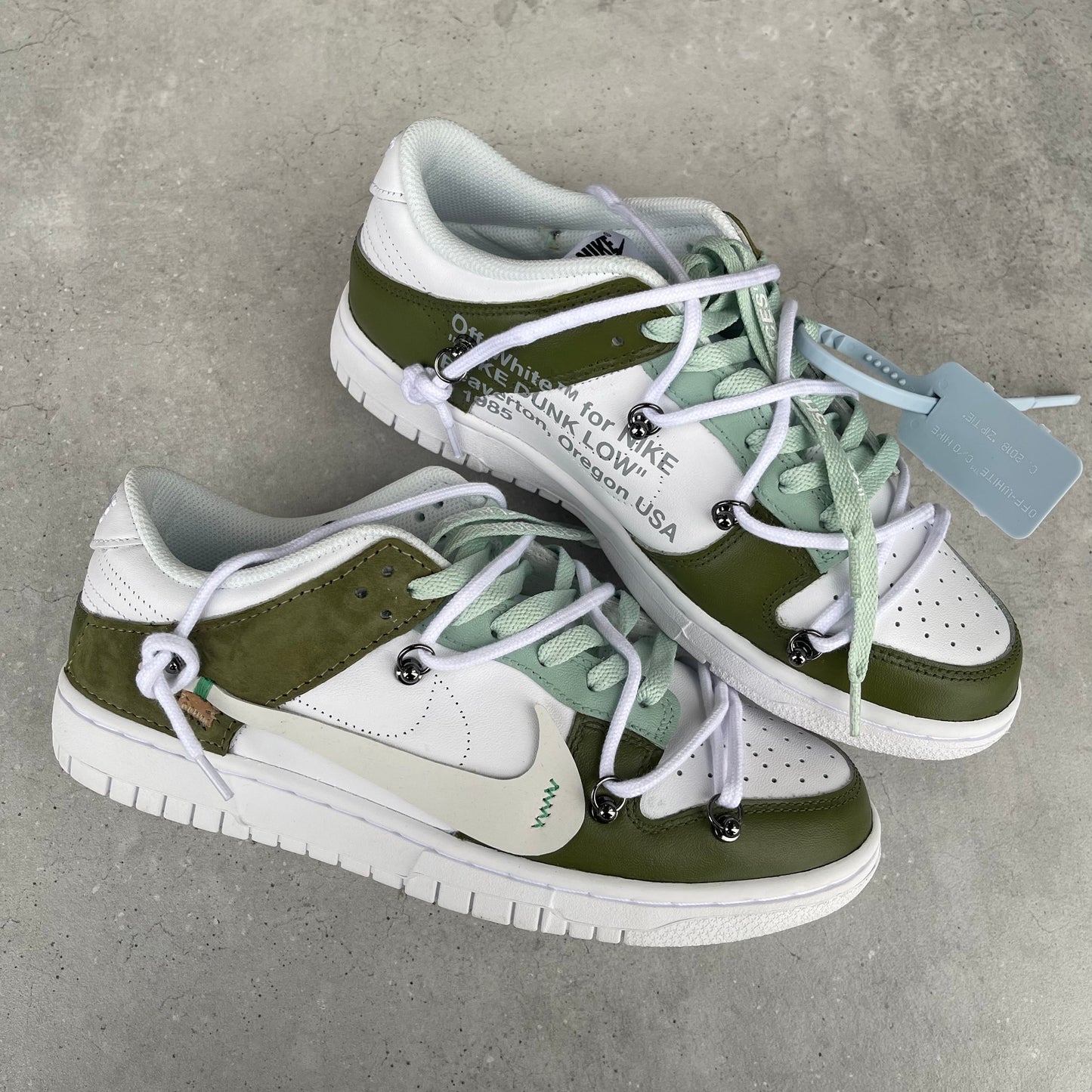 Custom Nike Dunk low - OFF-WHITE lot (dark green)