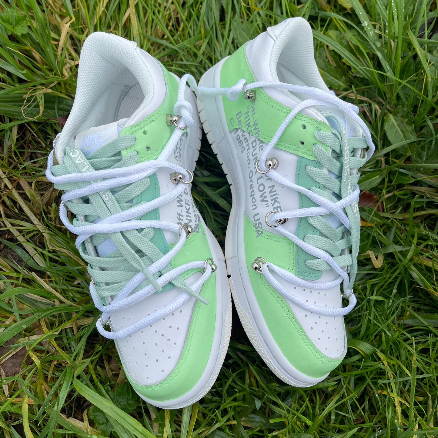 Custom Nike Dunk low - OFF-WHITE lot (green tints)